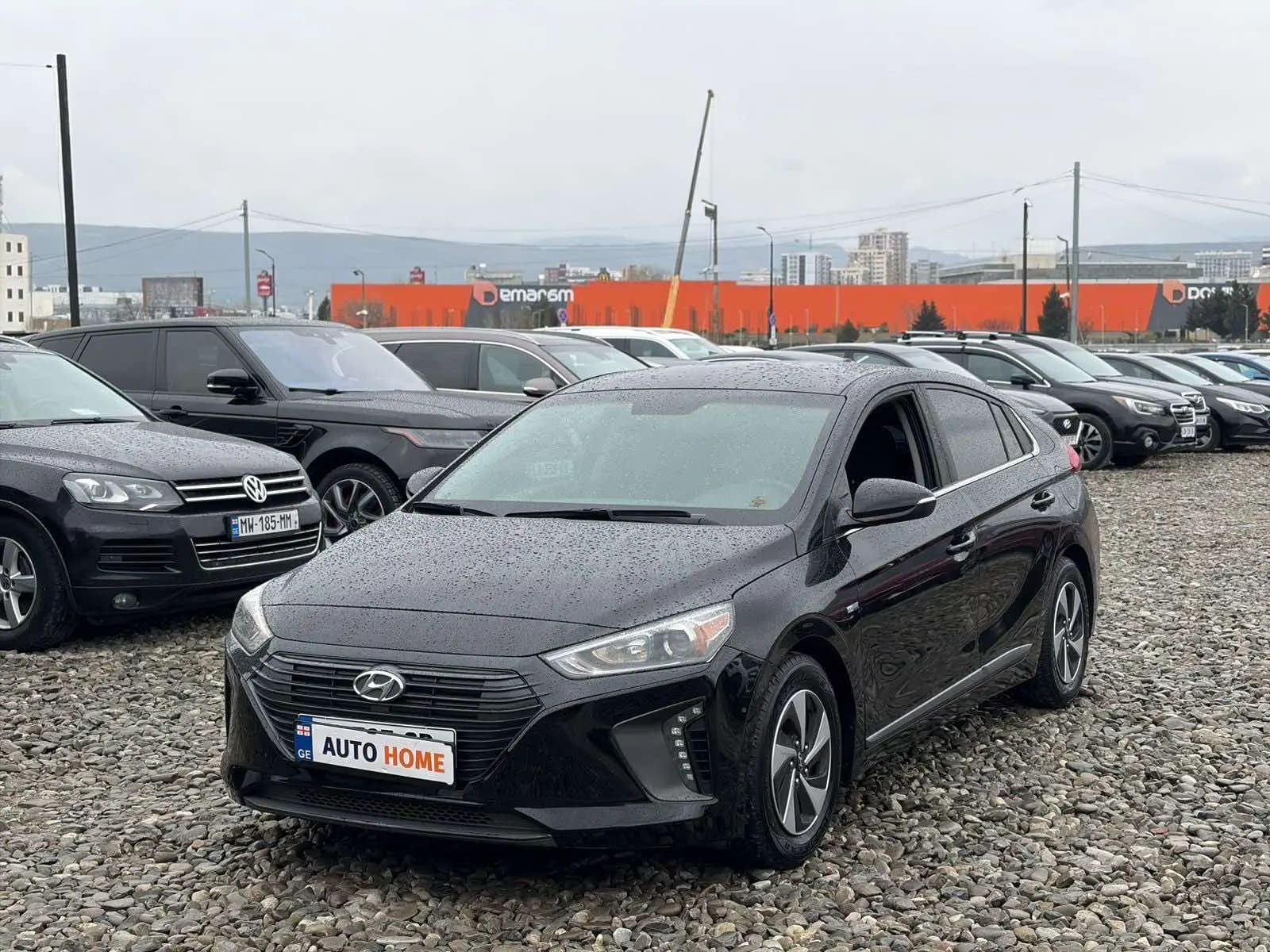 Hyundai IONIQ
