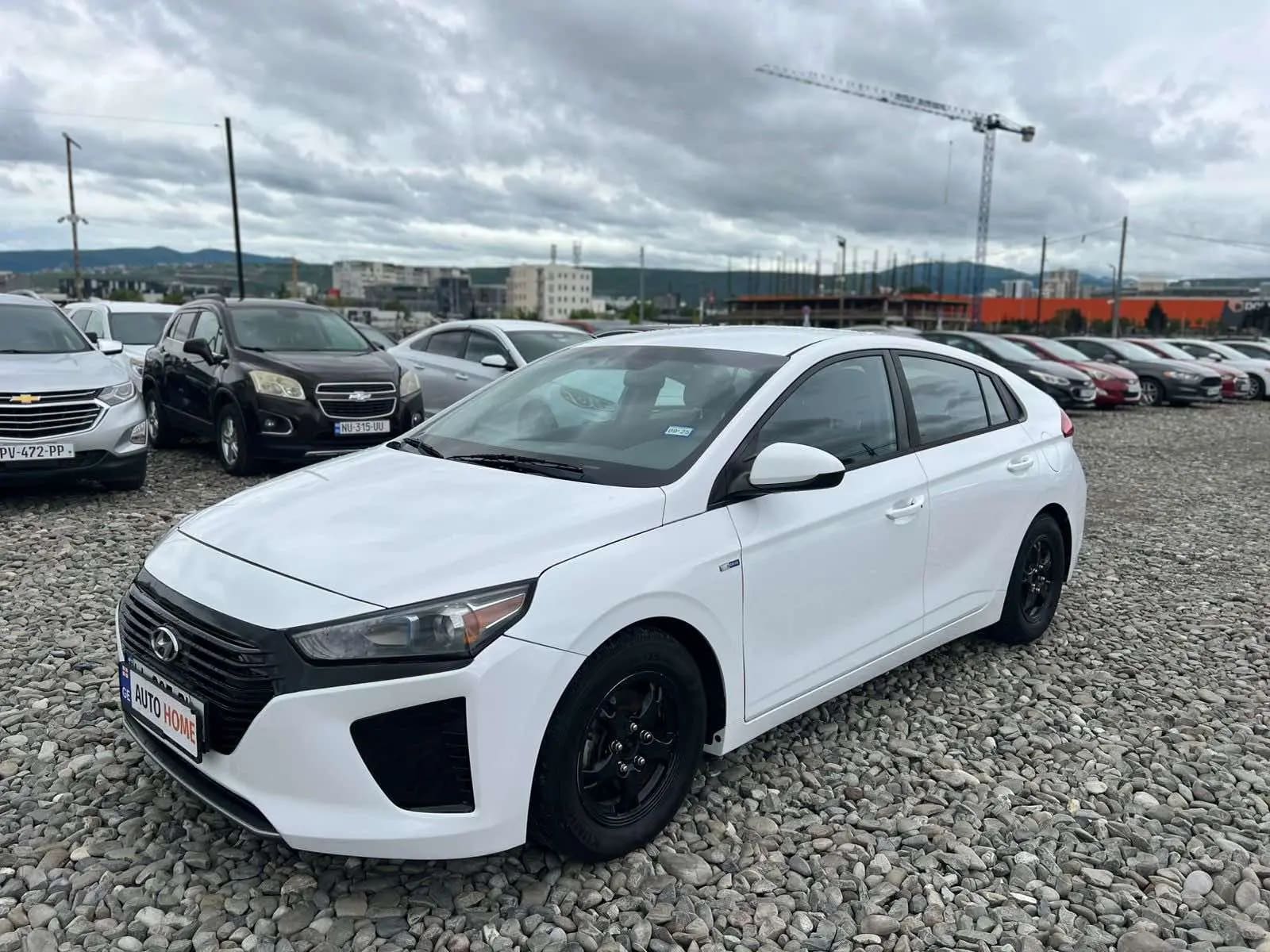 Hyundai IONIQ