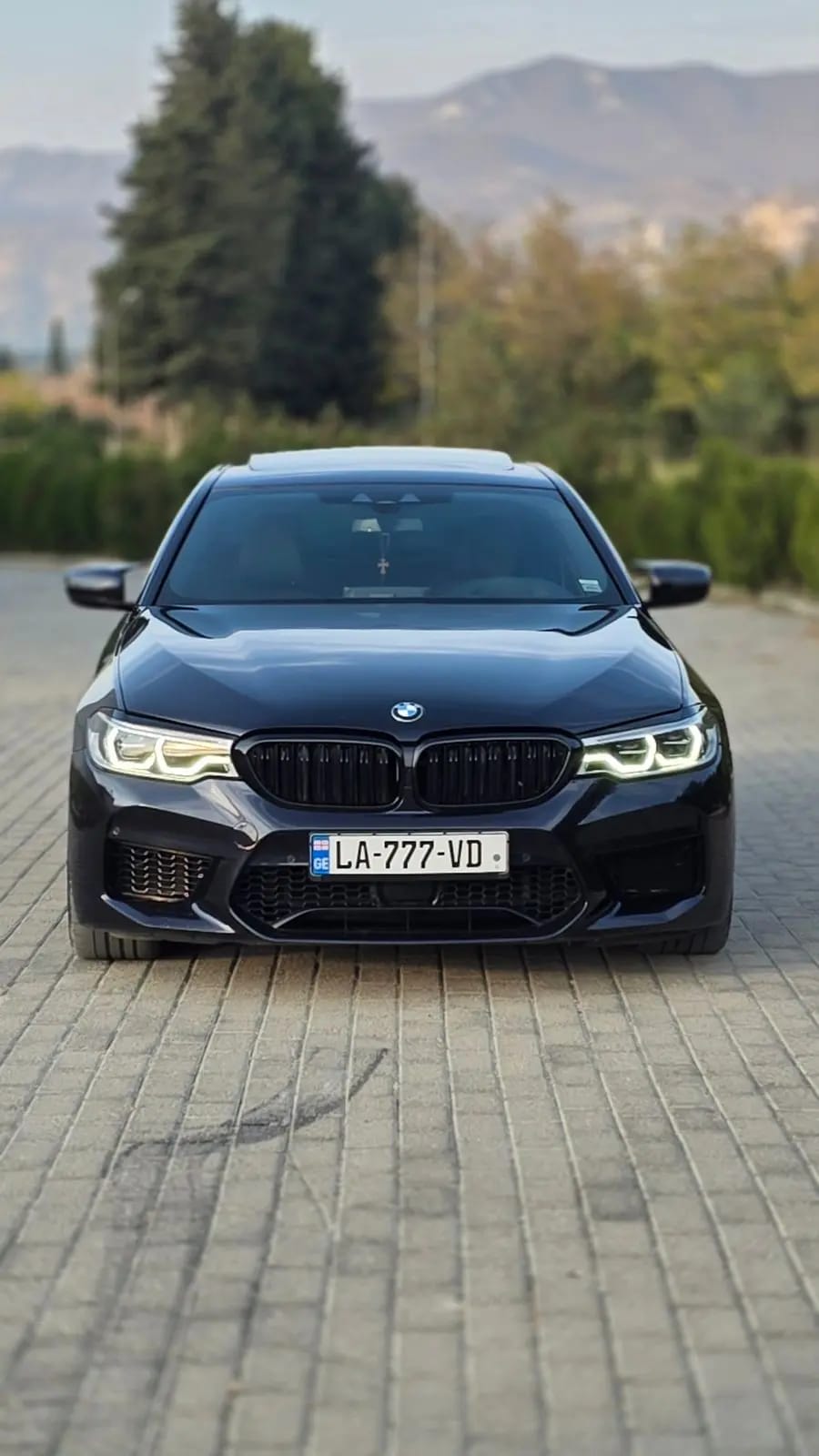 BMW M550