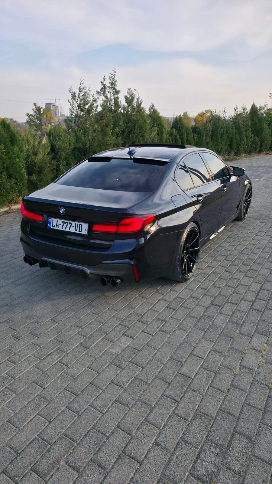 BMW M550