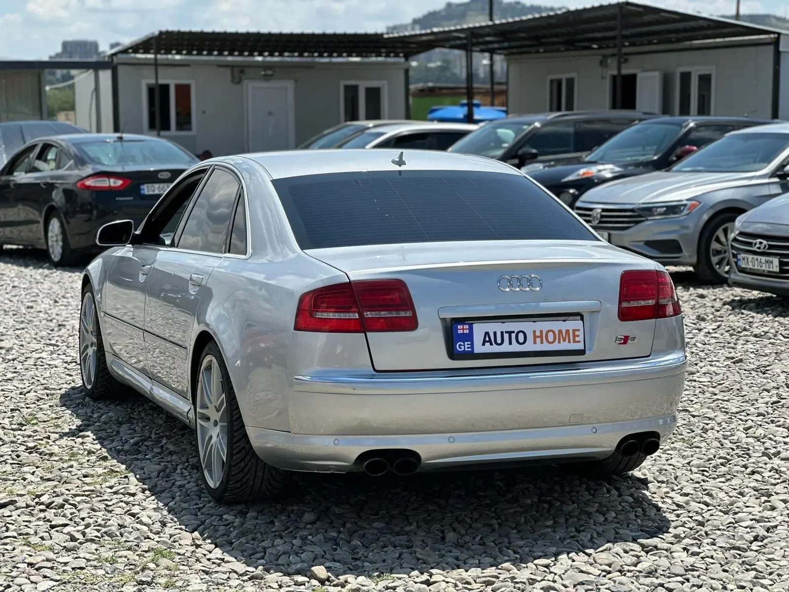 Audi A8