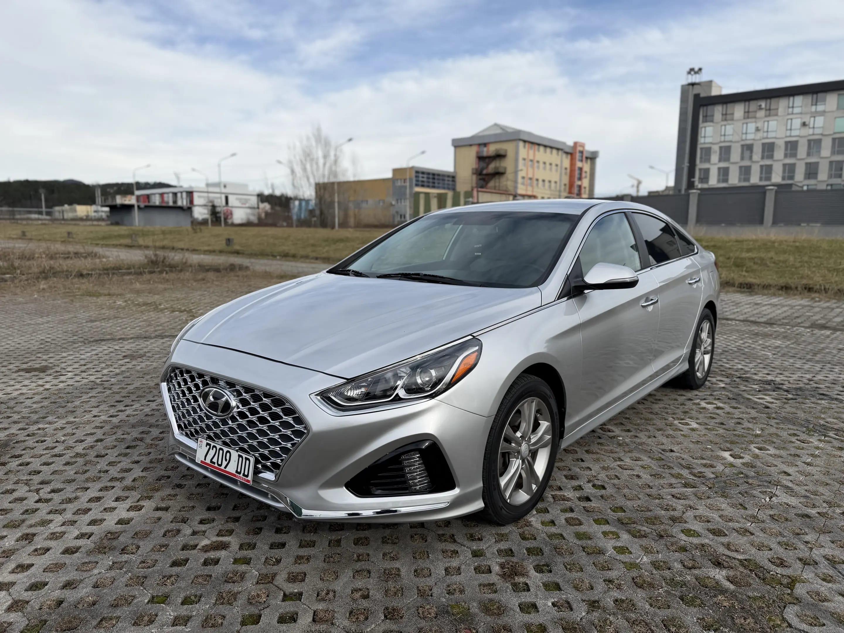 Hyundai SONATA