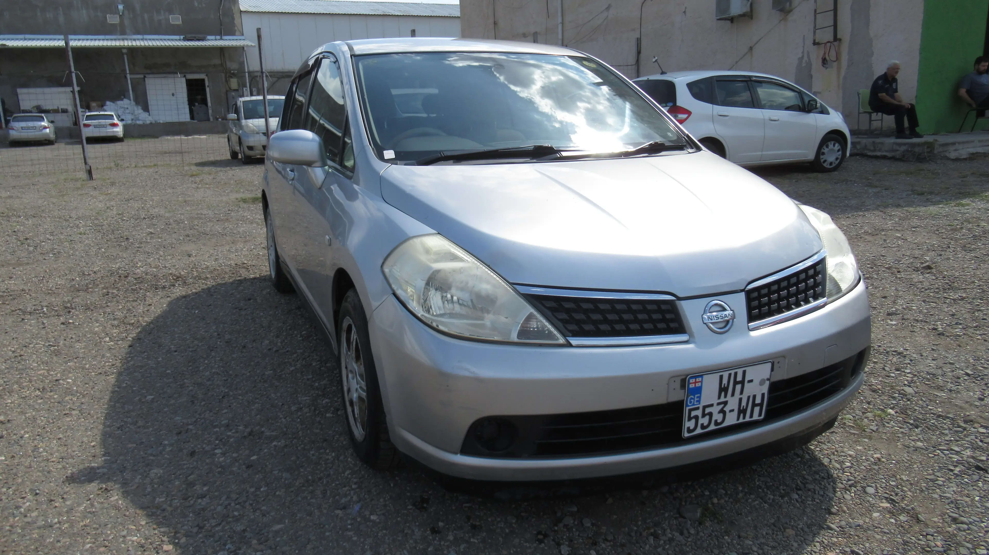 Nissan Tiida