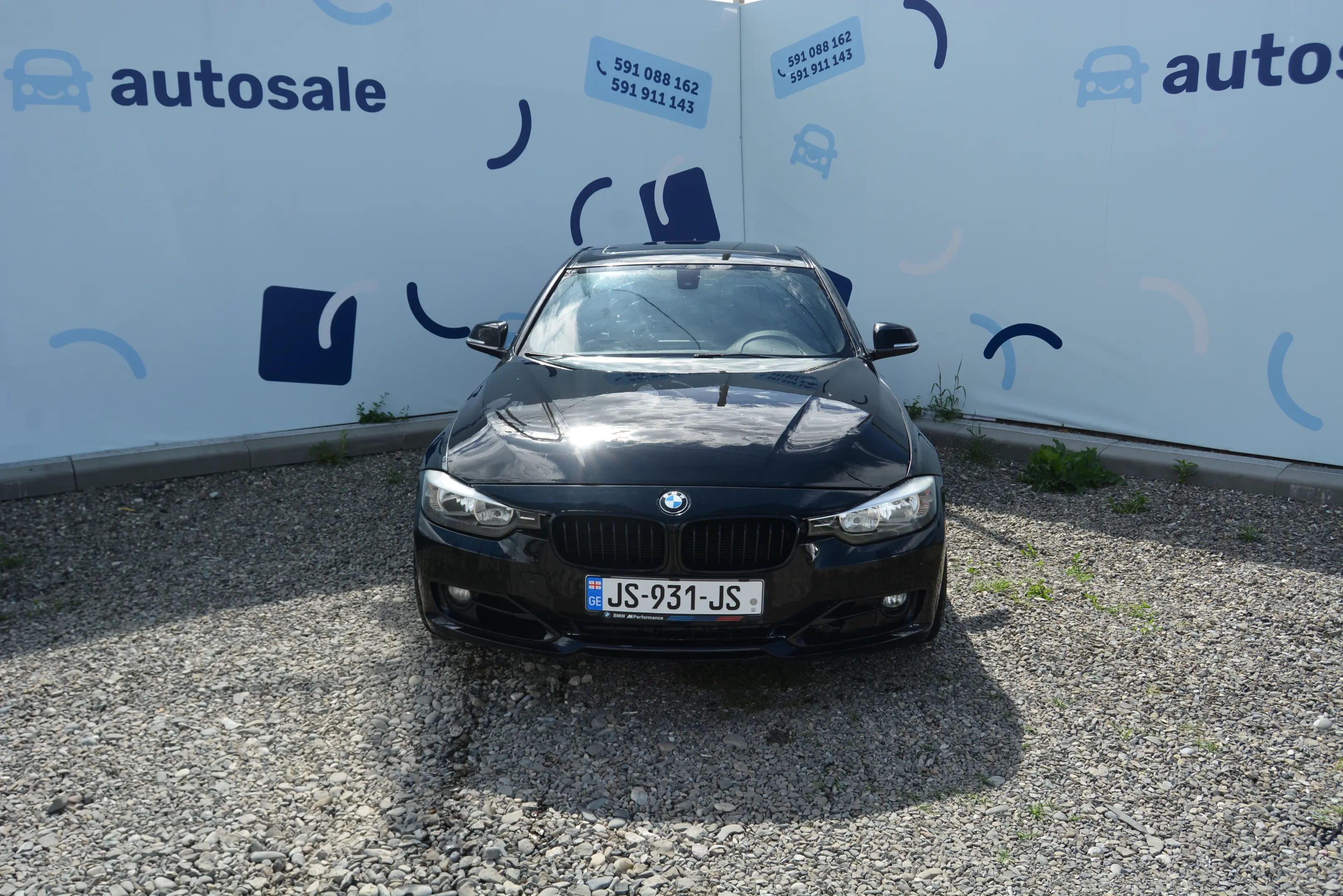 BMW 320