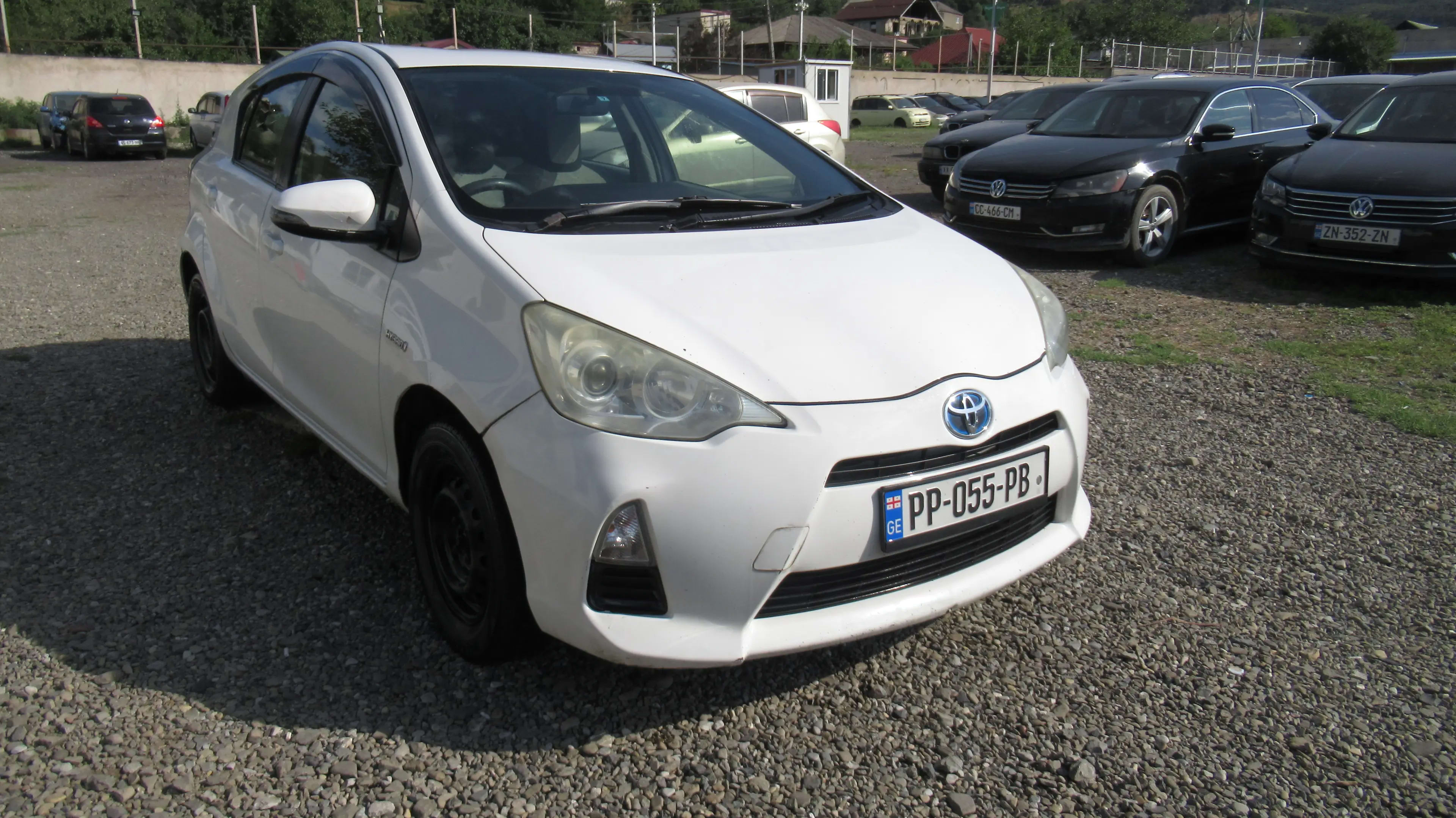 Toyota Aqua / Prius c