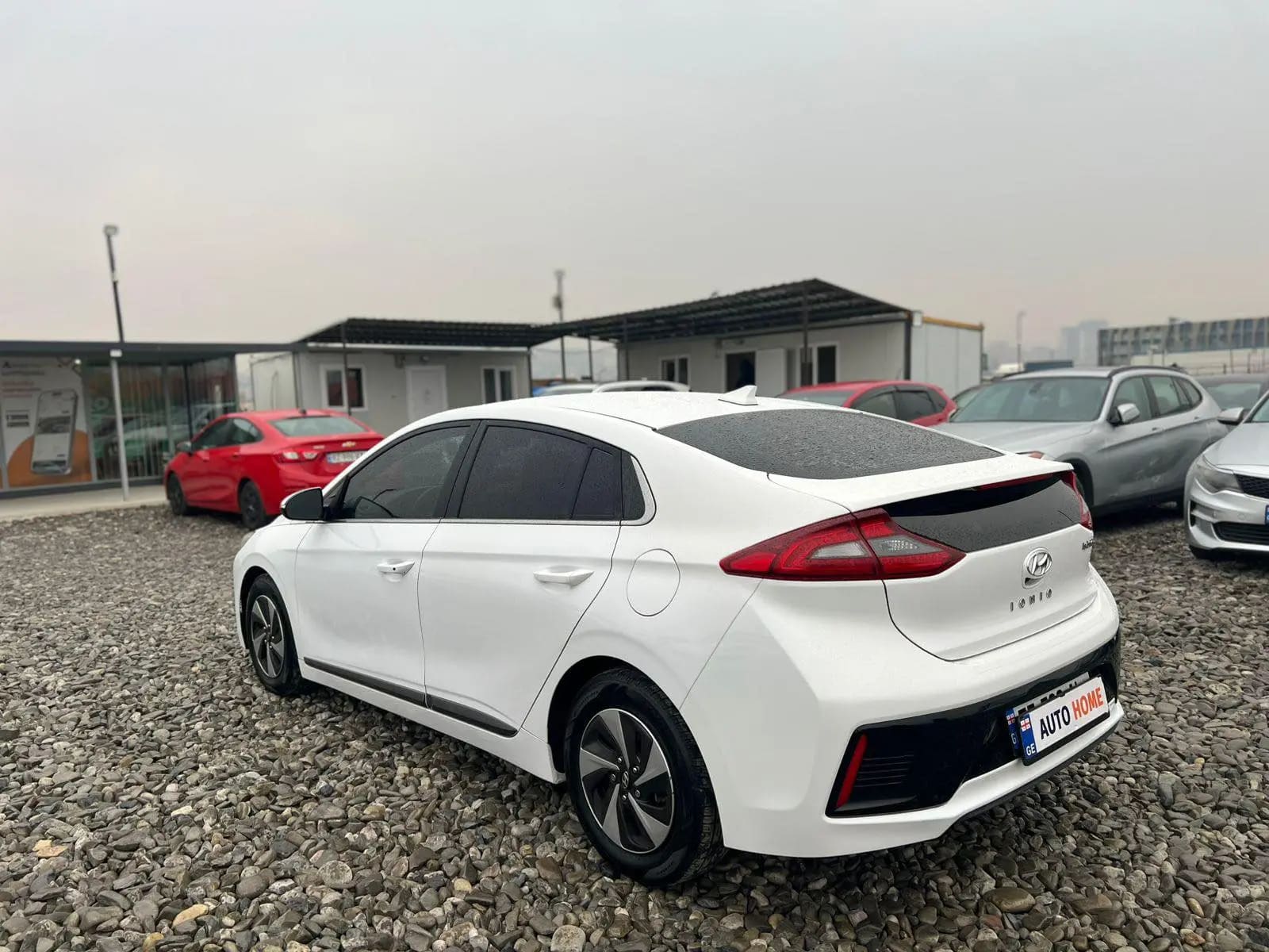 Hyundai IONIQ