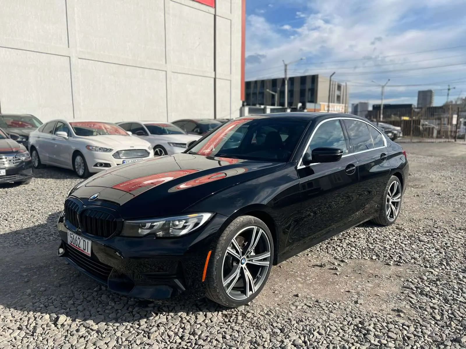 BMW 330