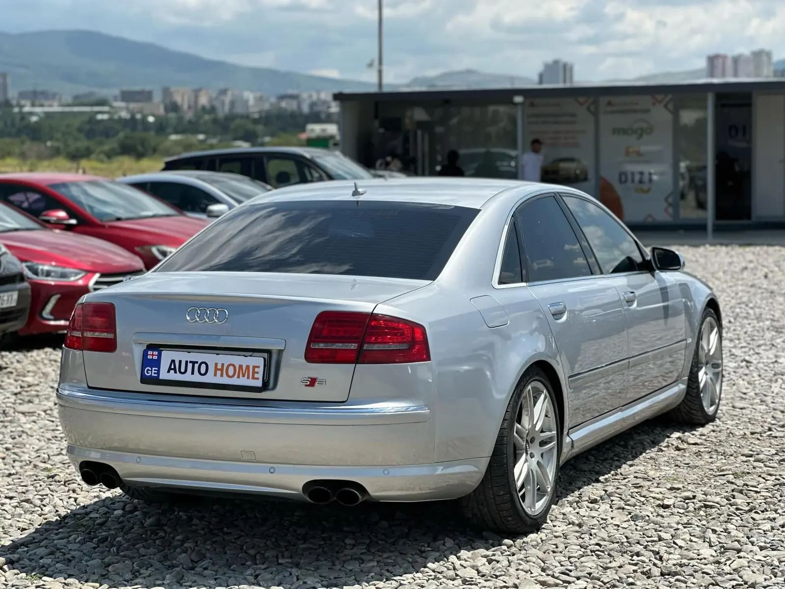 Audi A8
