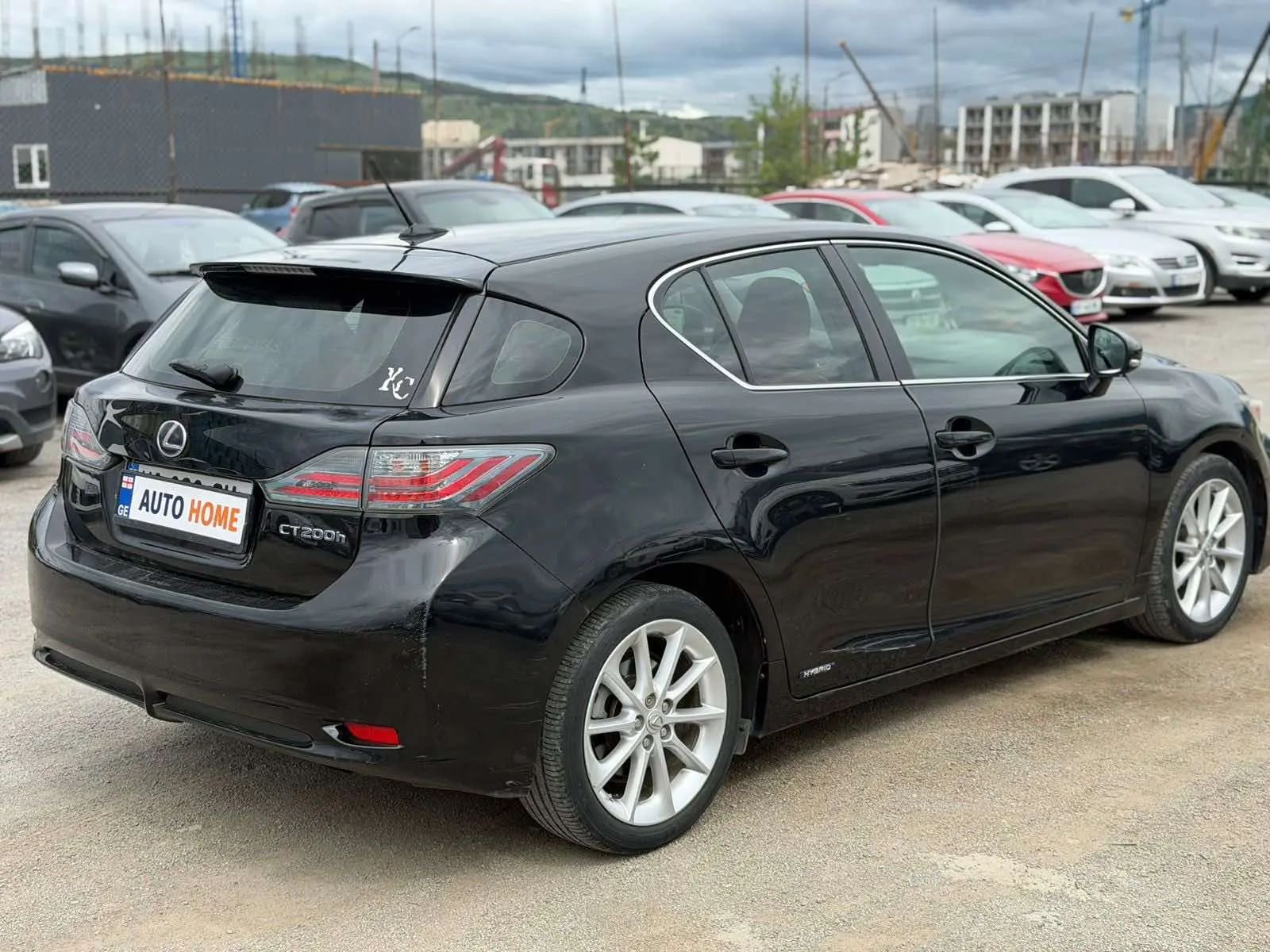 Lexus CT 200h