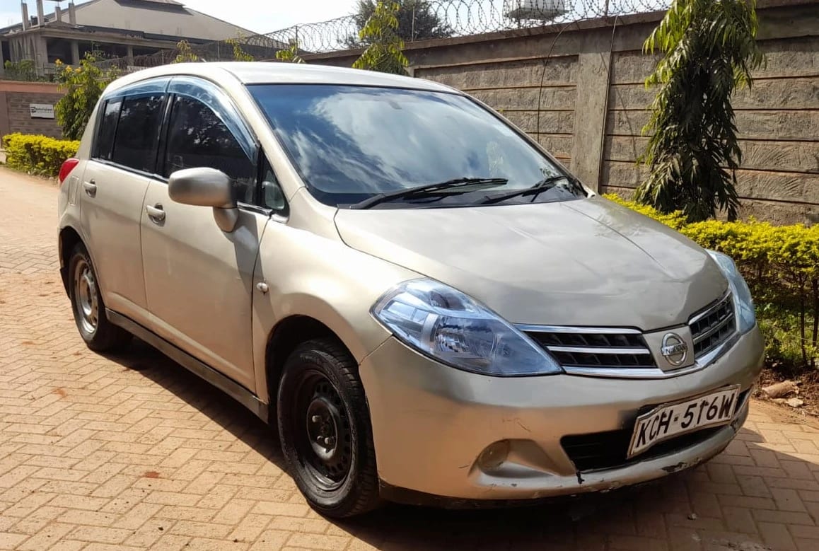 Nissan Tiida