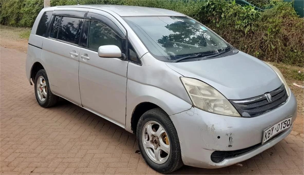 Toyota Isis