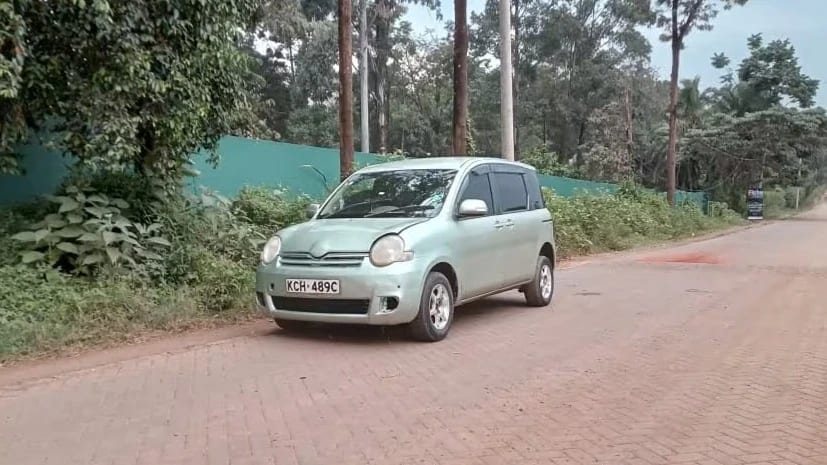 Toyota Sienta