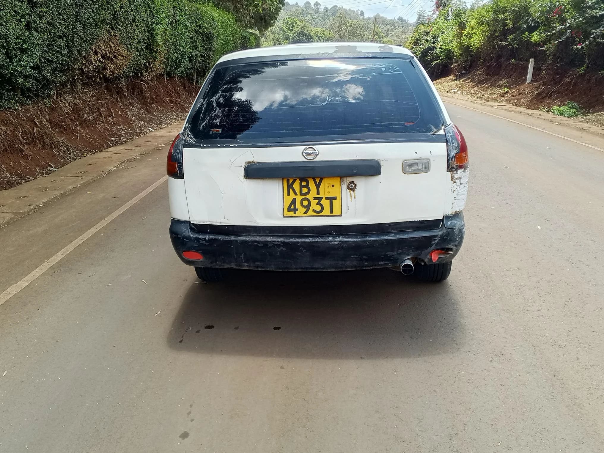 Nissan Advan