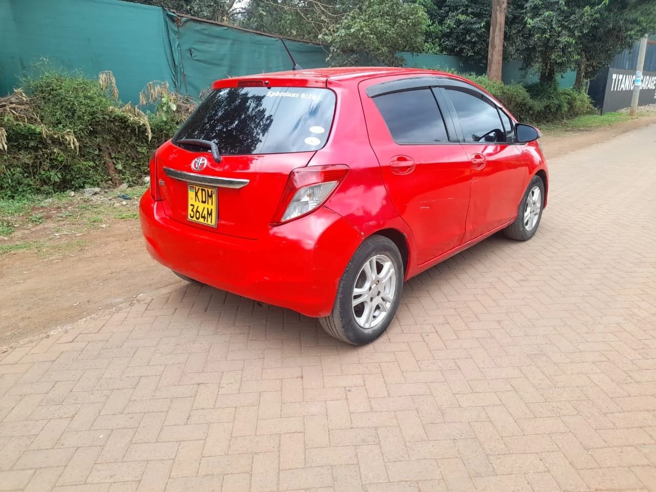 Toyota Vitz