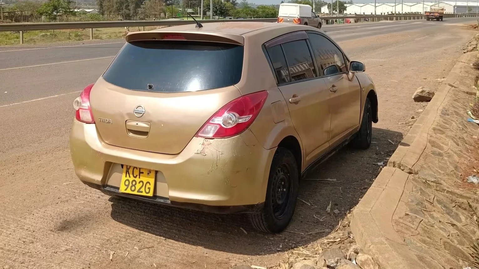 Nissan Tiida