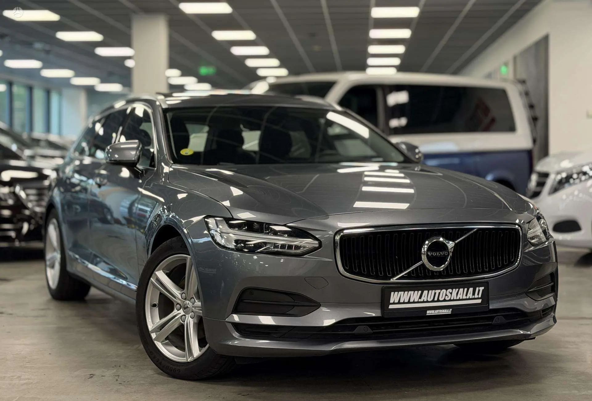 Volvo V90