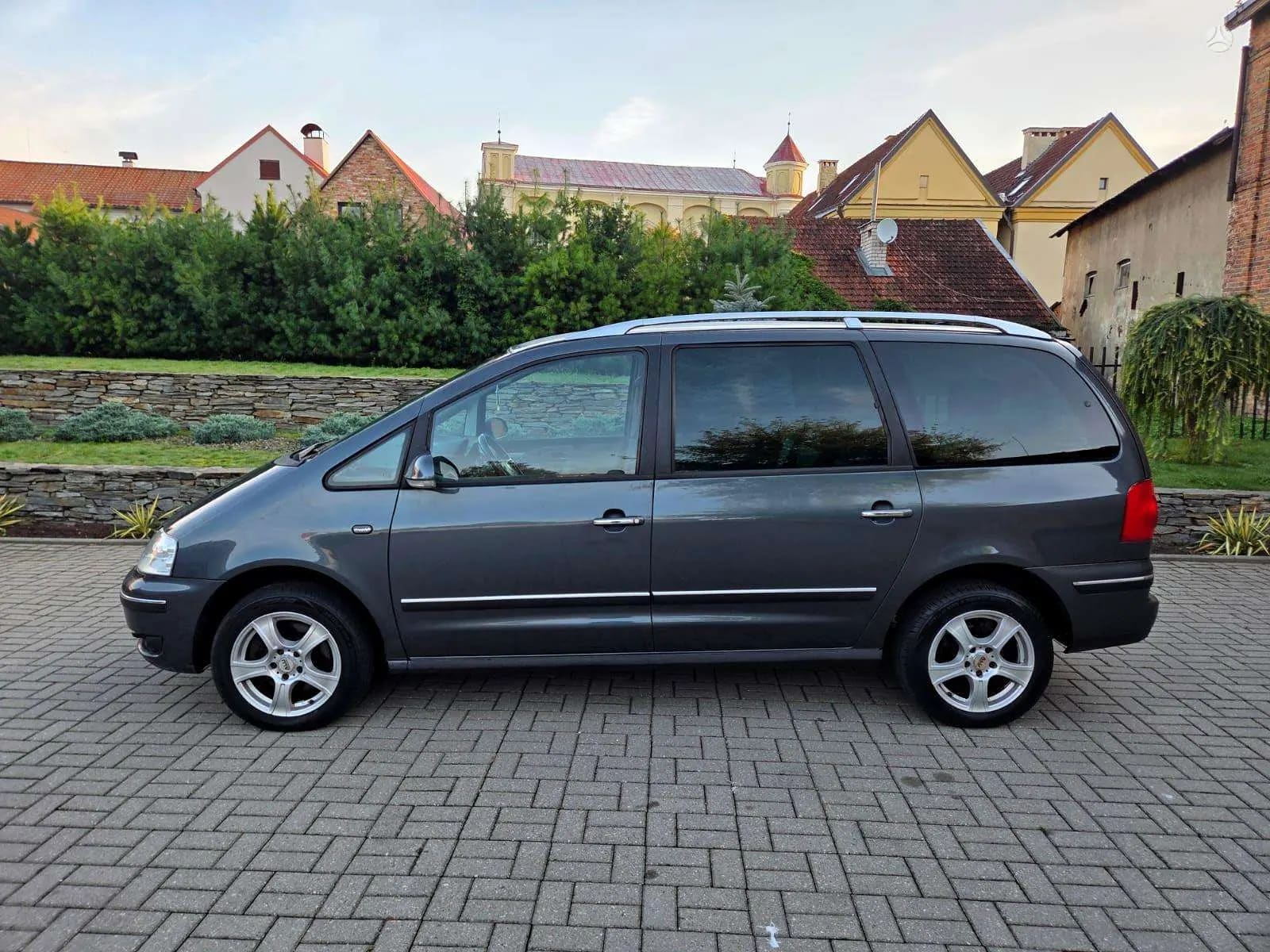 Volkswagen Sharan