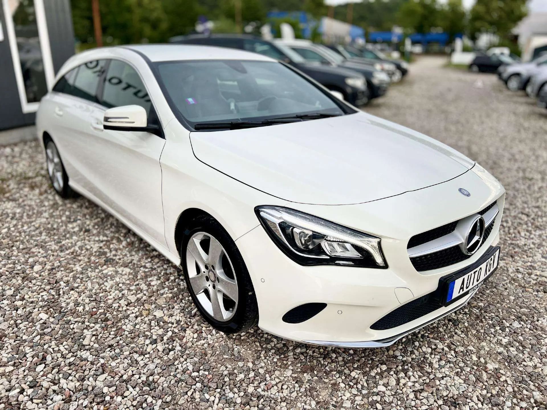 Mercedes-Benz CLA 180
