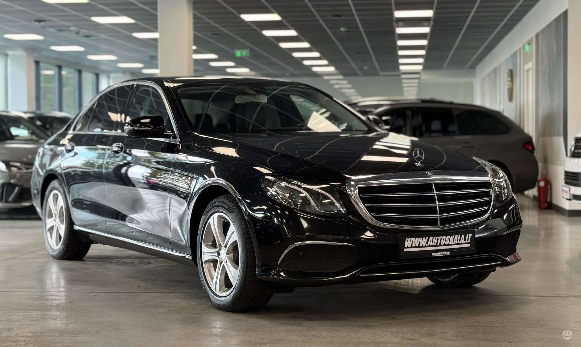 Mercedes-Benz E 220