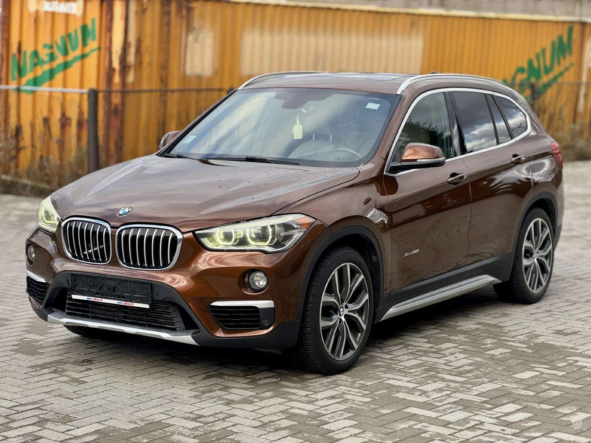 BMW X1
