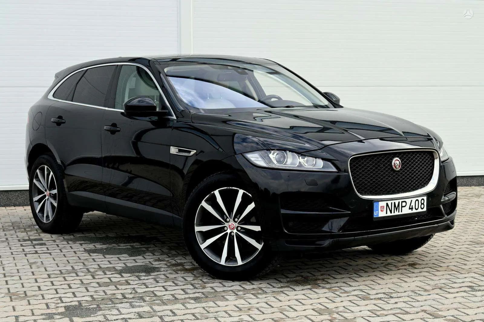 Jaguar F-Pace