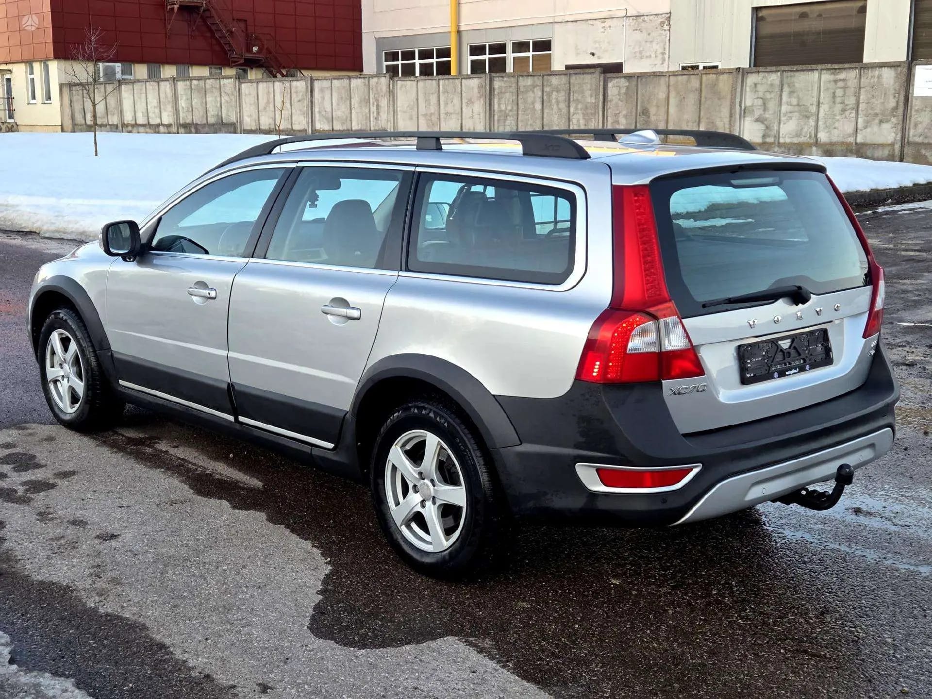 Volvo XC70