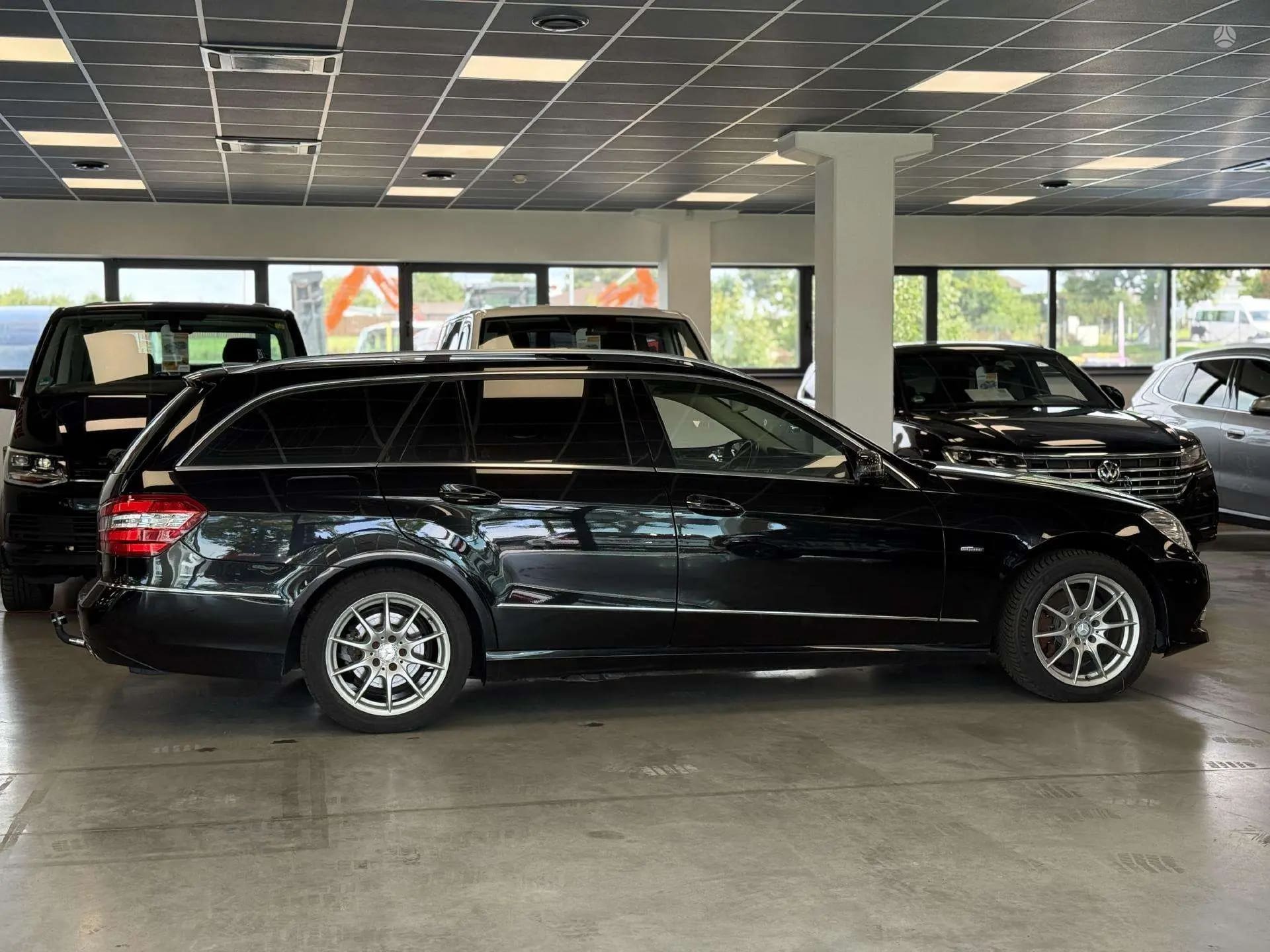 Mercedes-Benz E 350