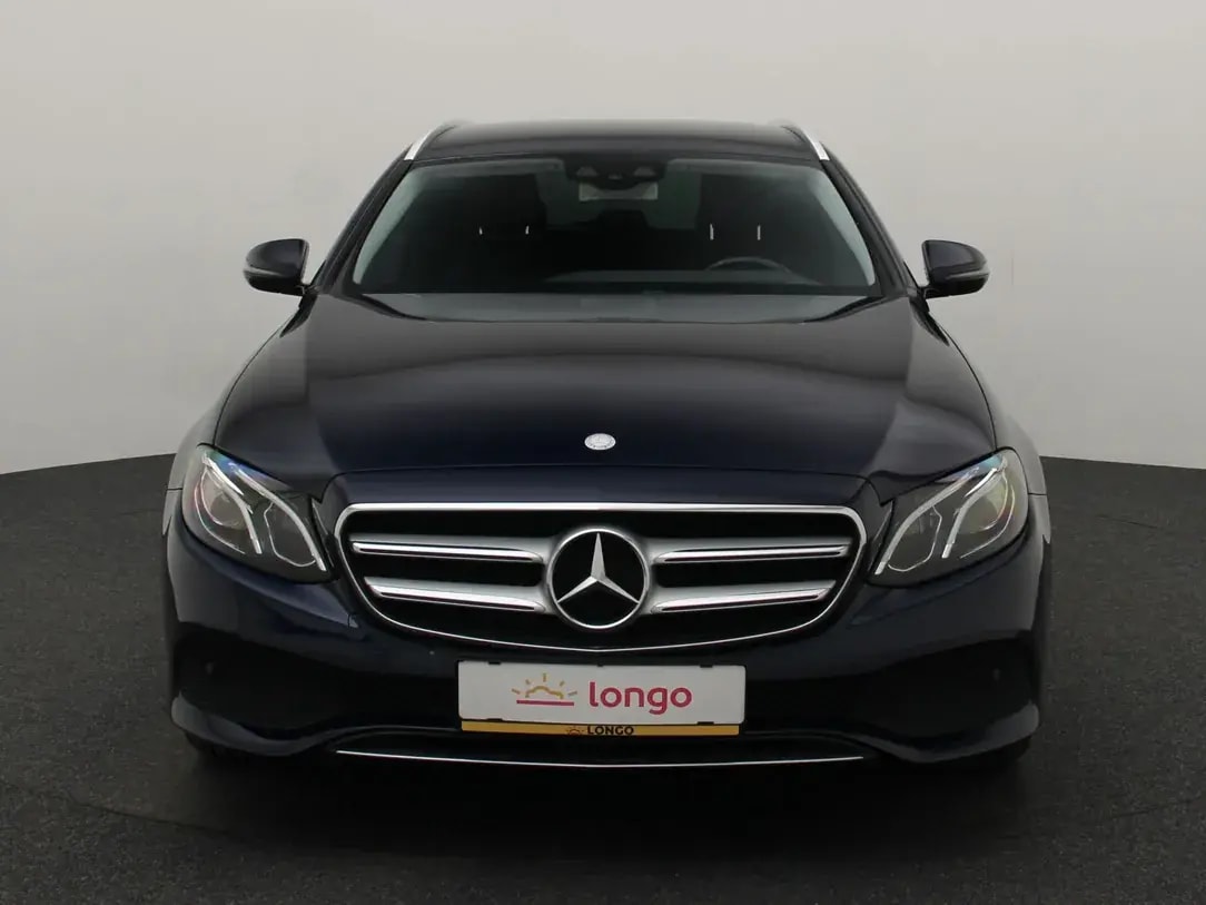 Mercedes-Benz E 220