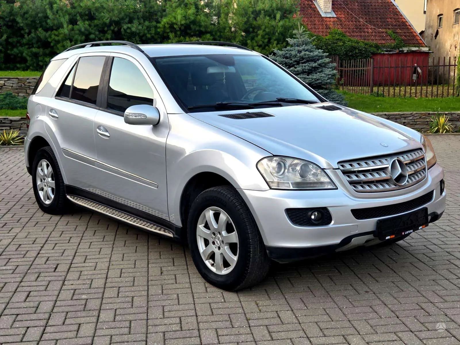 Mercedes-Benz ML 320