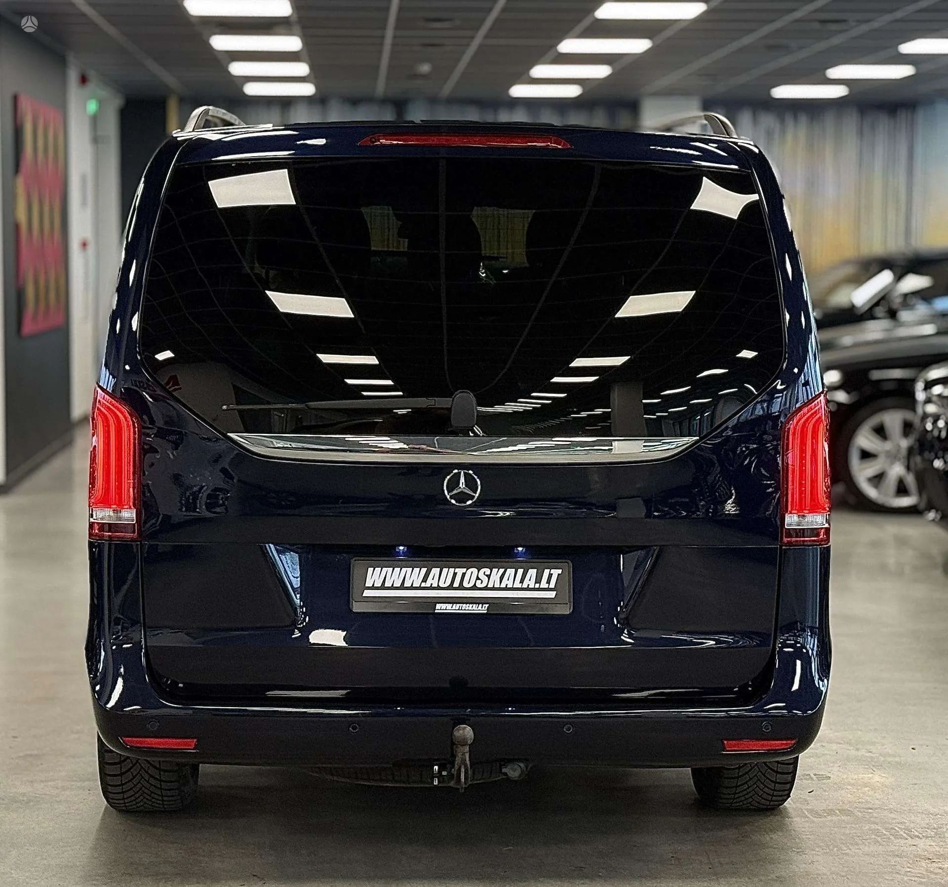 Mercedes-Benz V 250