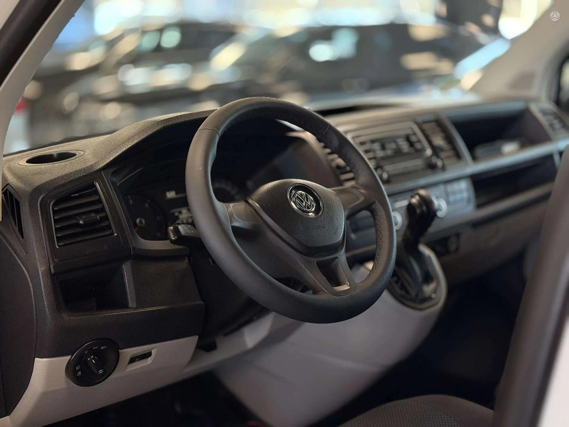 Volkswagen Shuttle