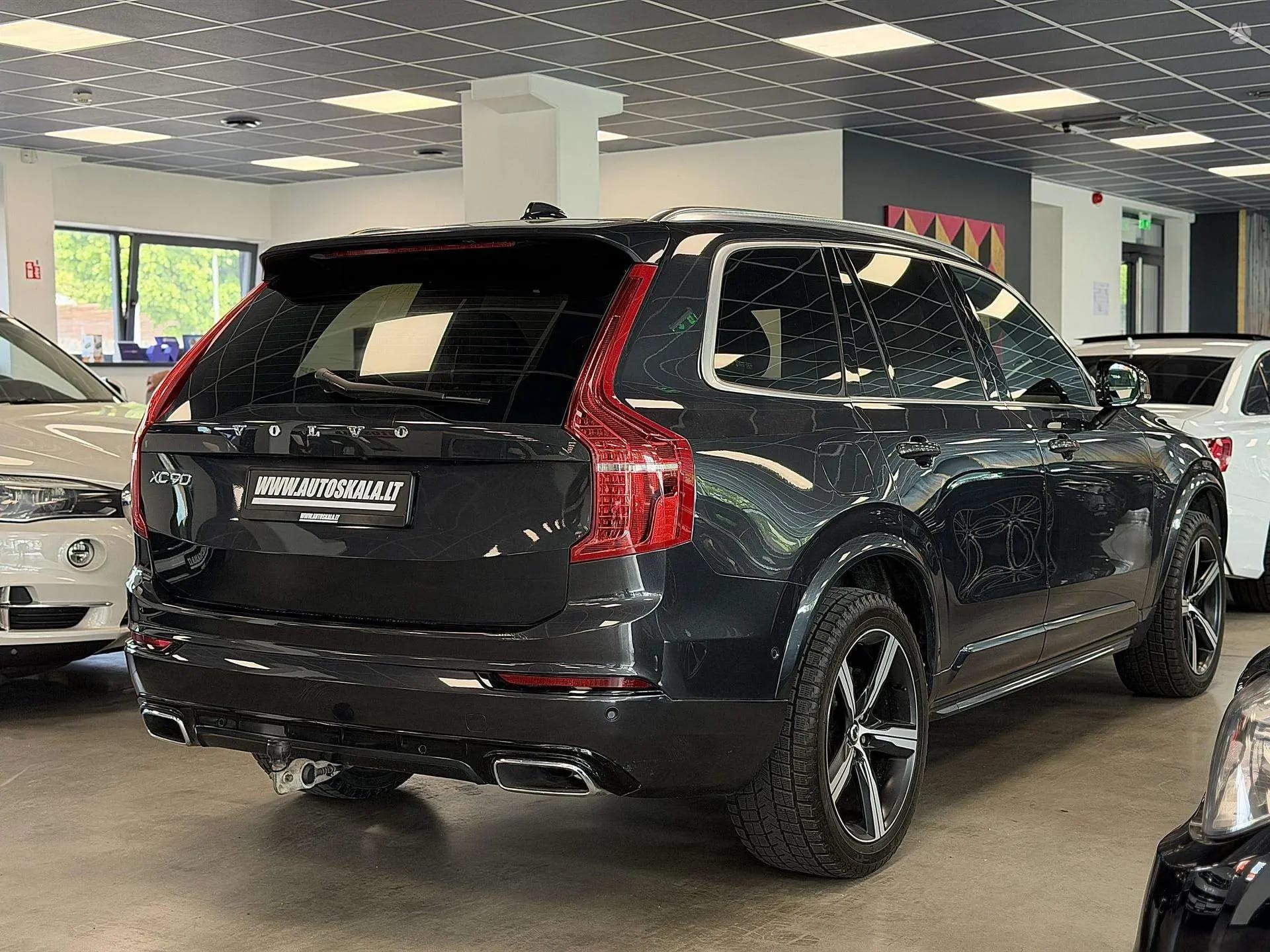 Volvo XC90