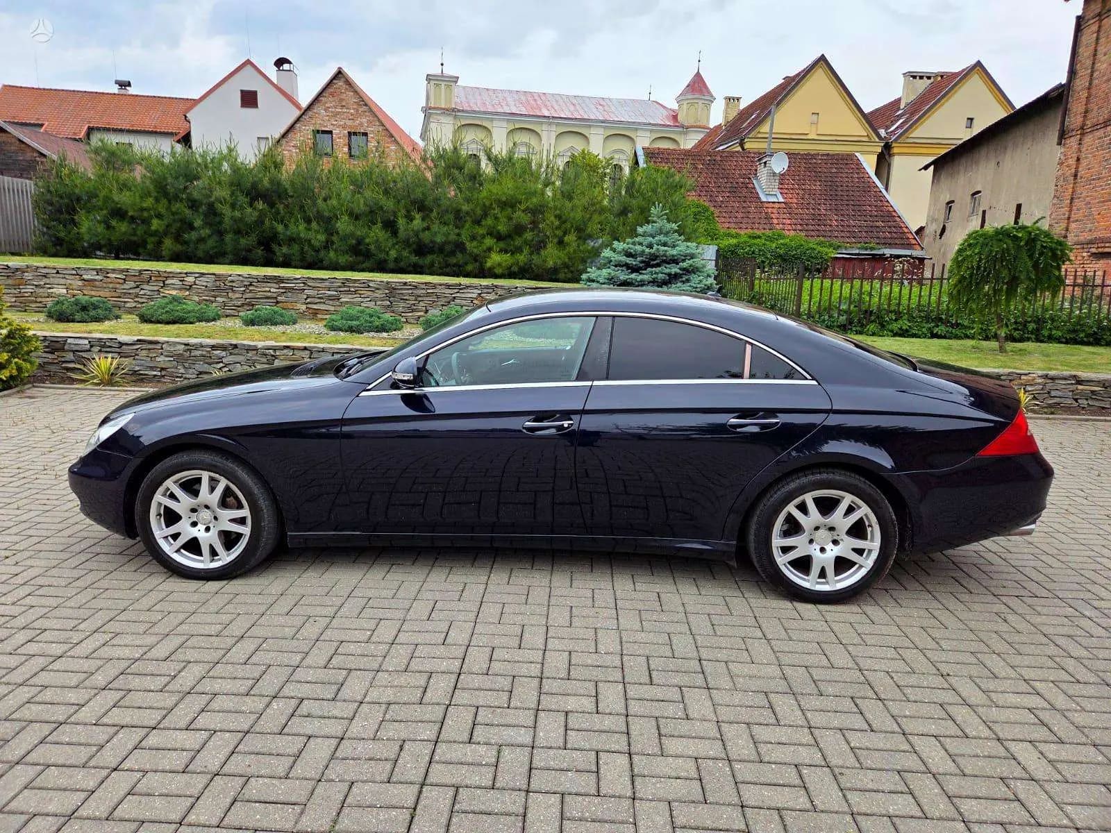 Mercedes-Benz CLS 320