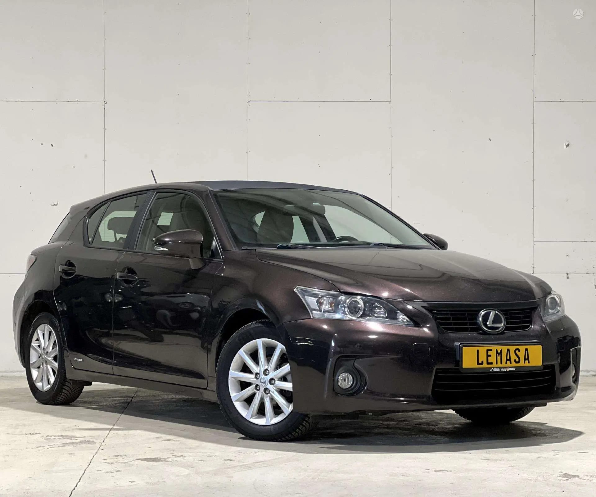 Lexus CT 200h