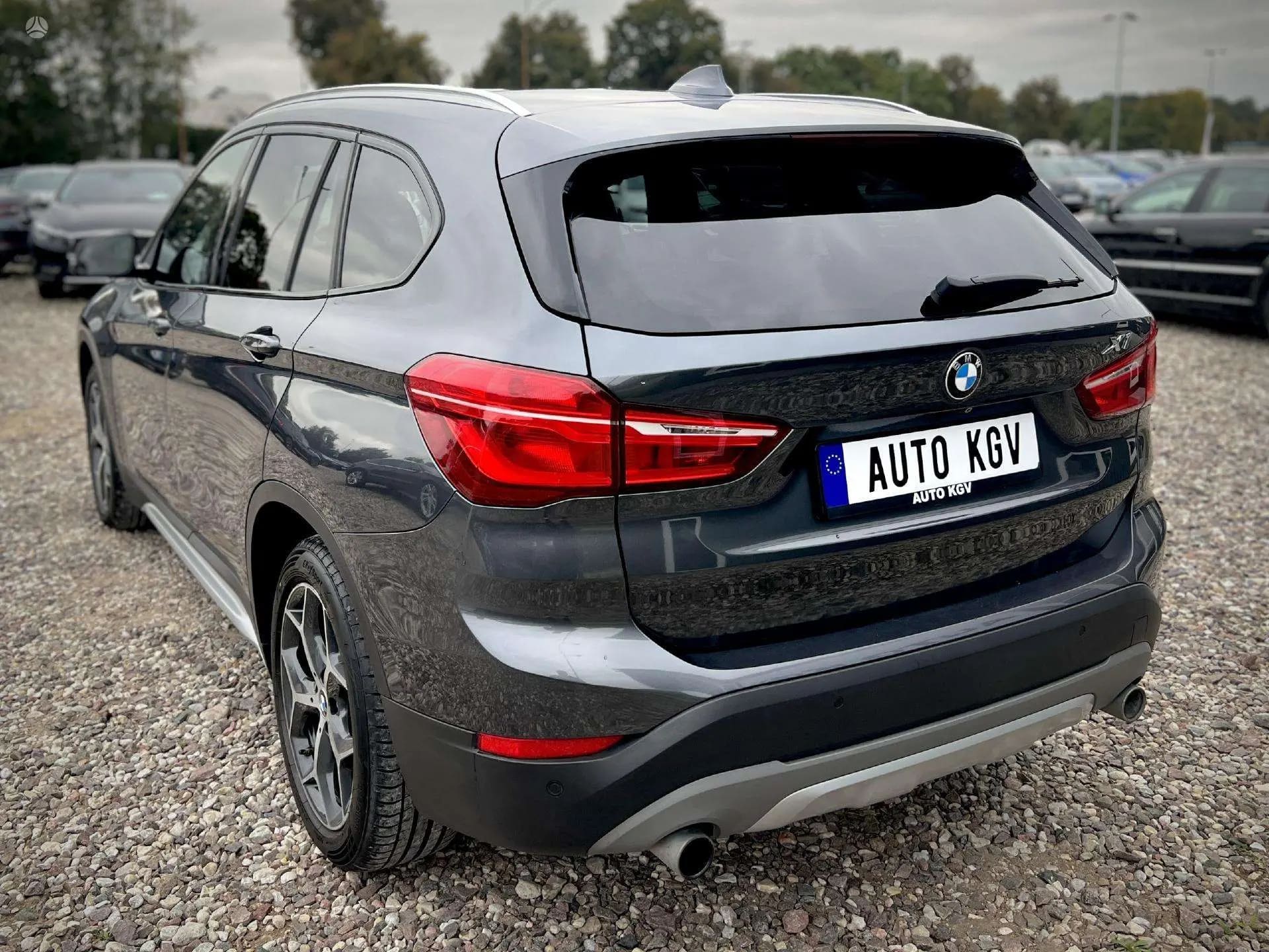 BMW X1