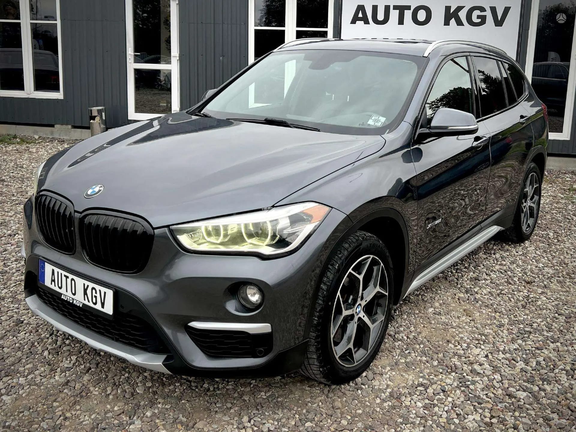 BMW X1