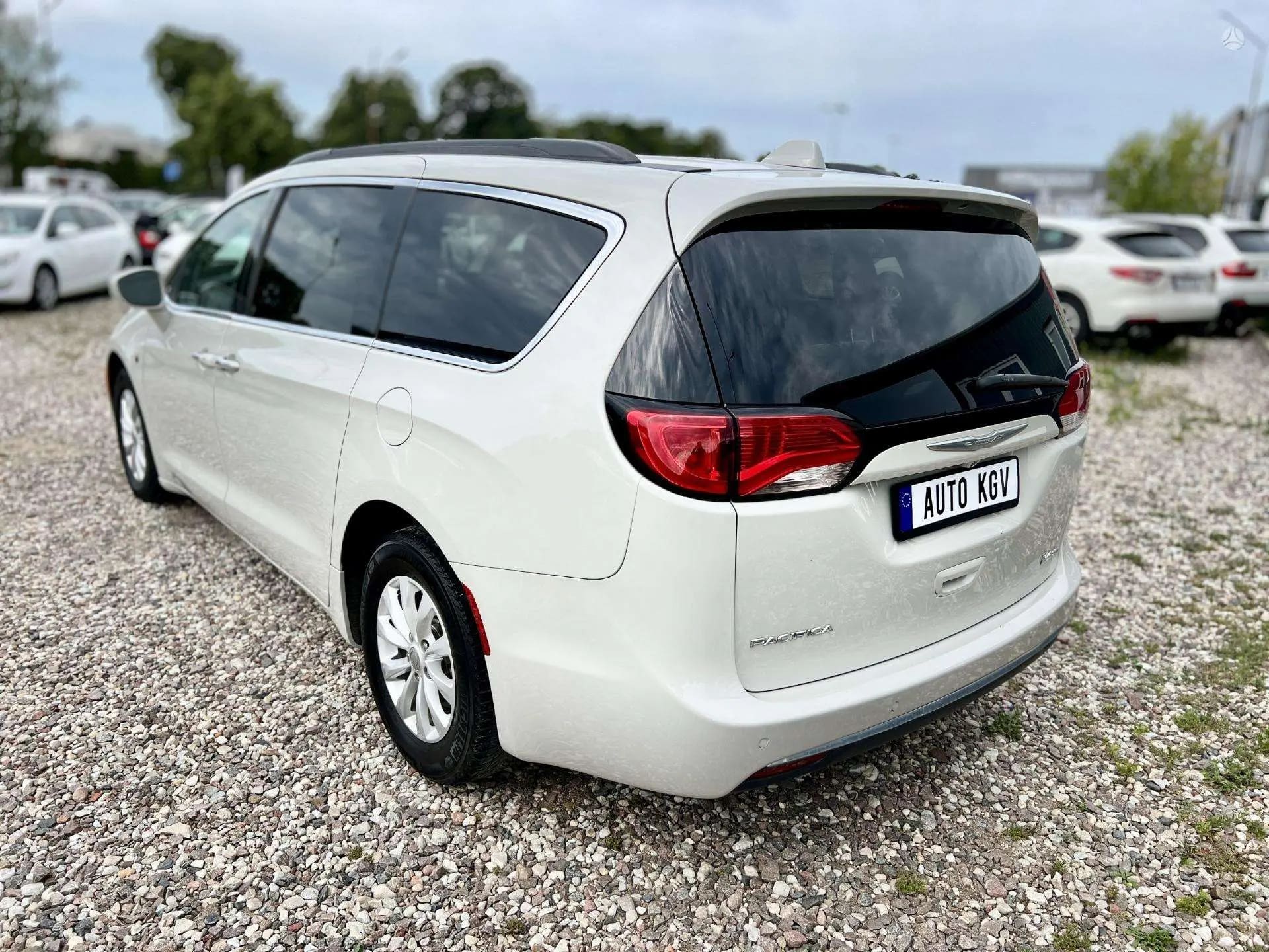 Chrysler Pacifica