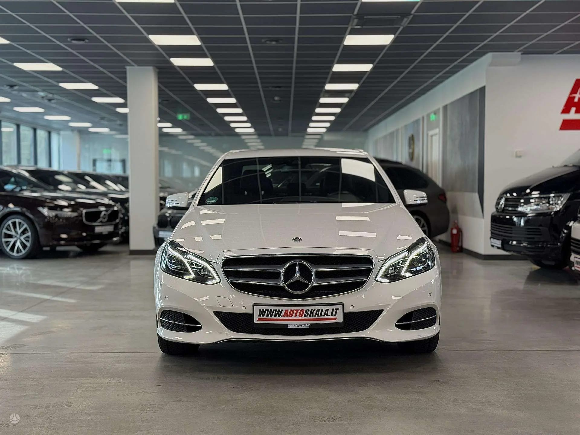 Mercedes-Benz E 220