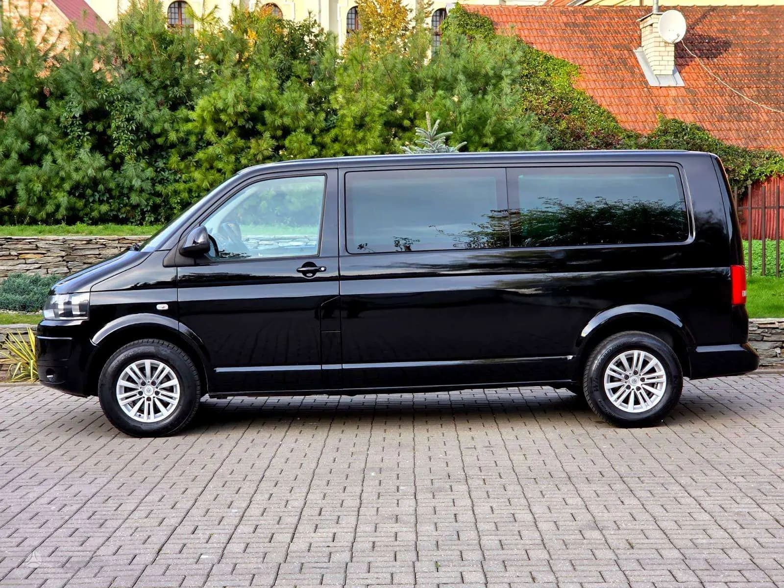Volkswagen Caravelle