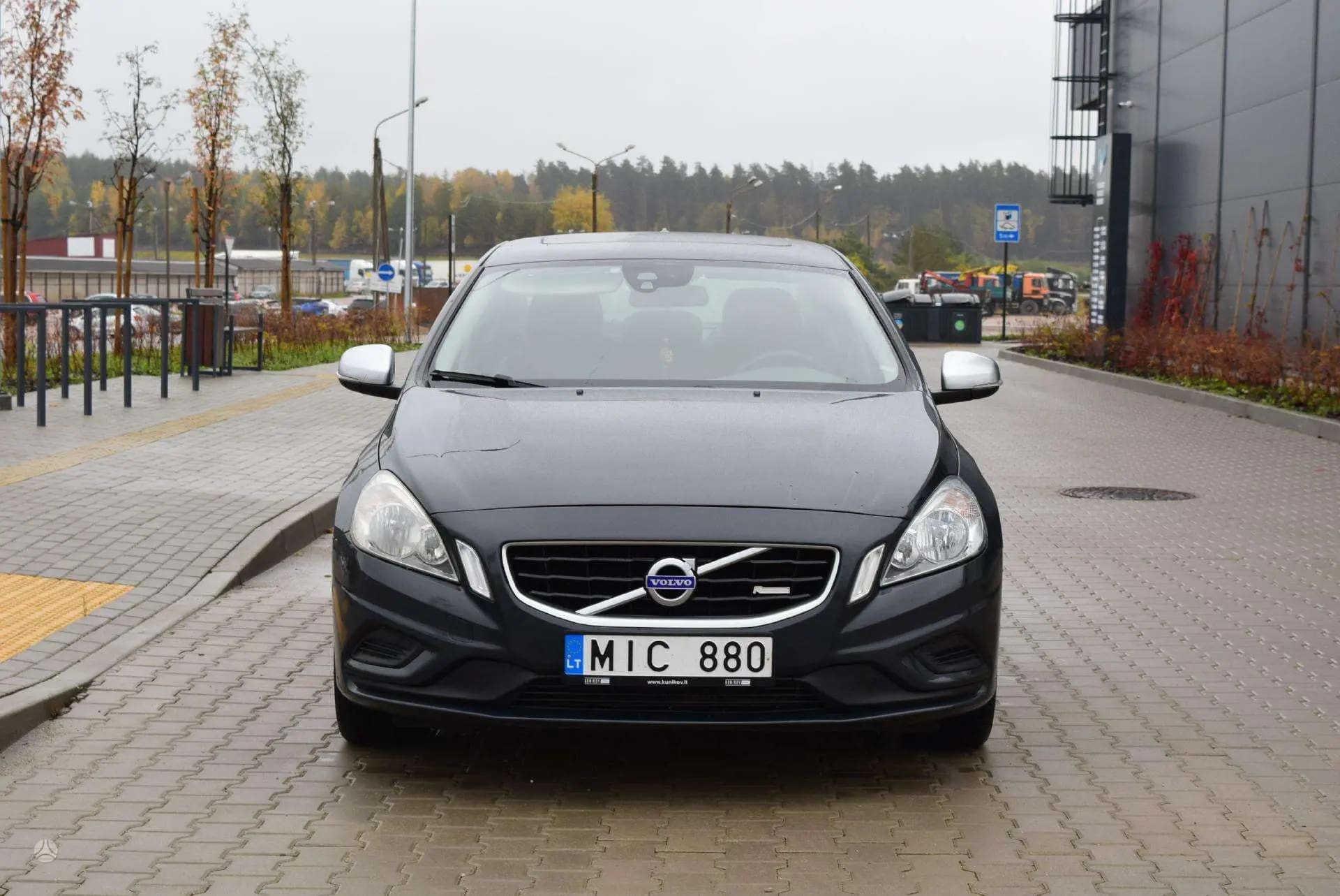 Volvo S60