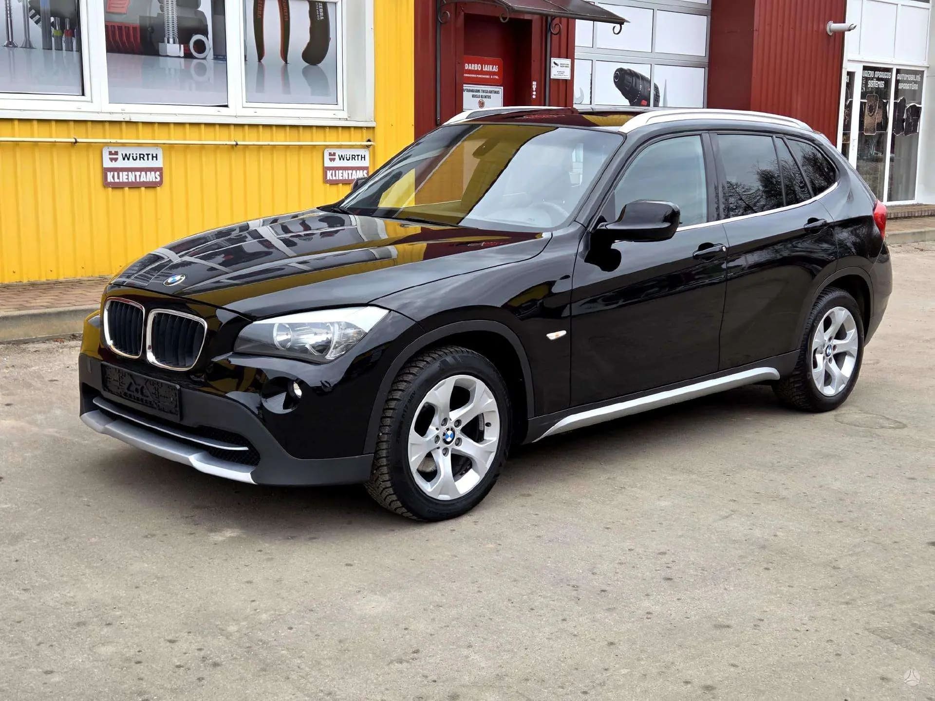 BMW X1