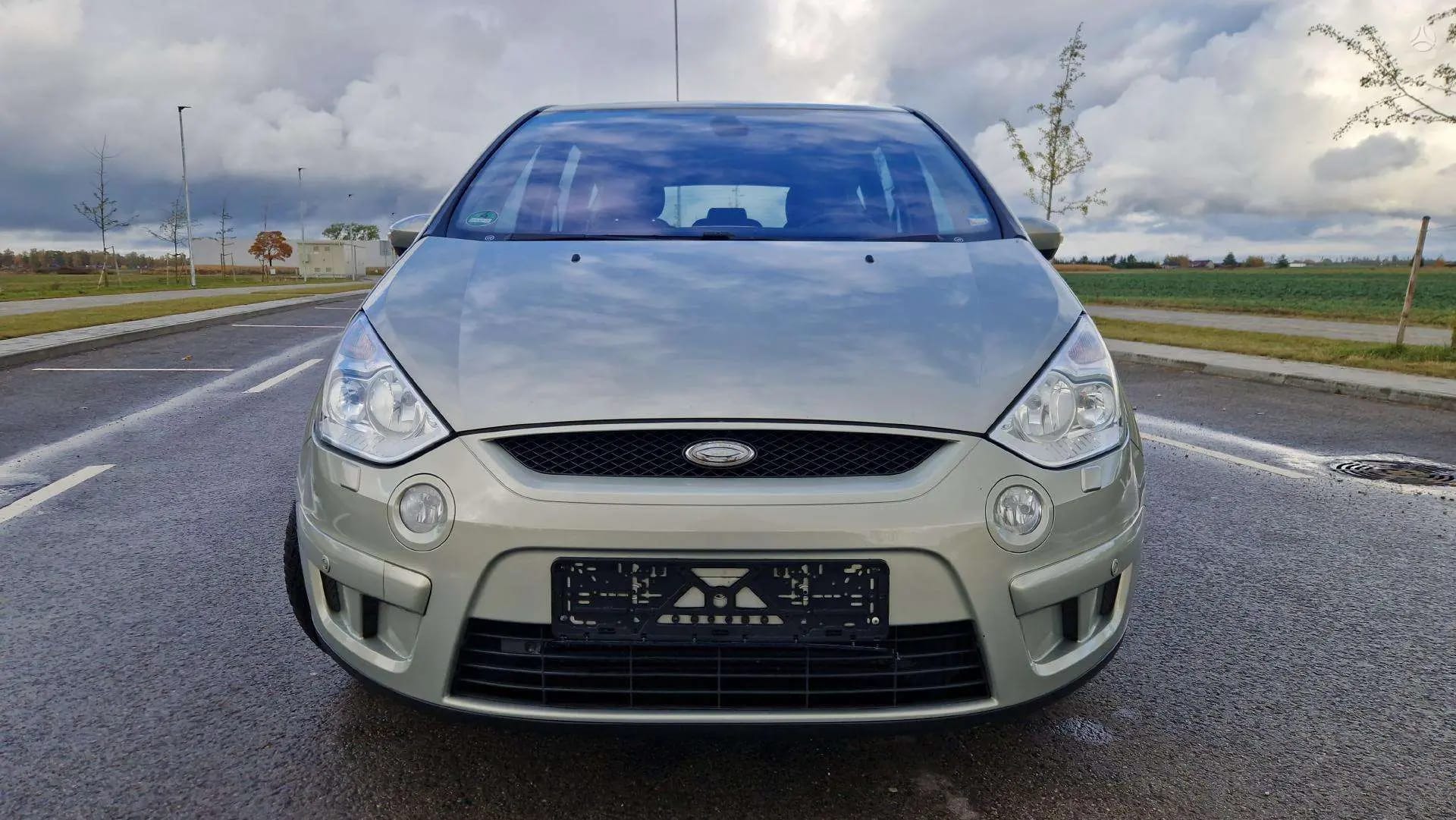 Ford S-Max