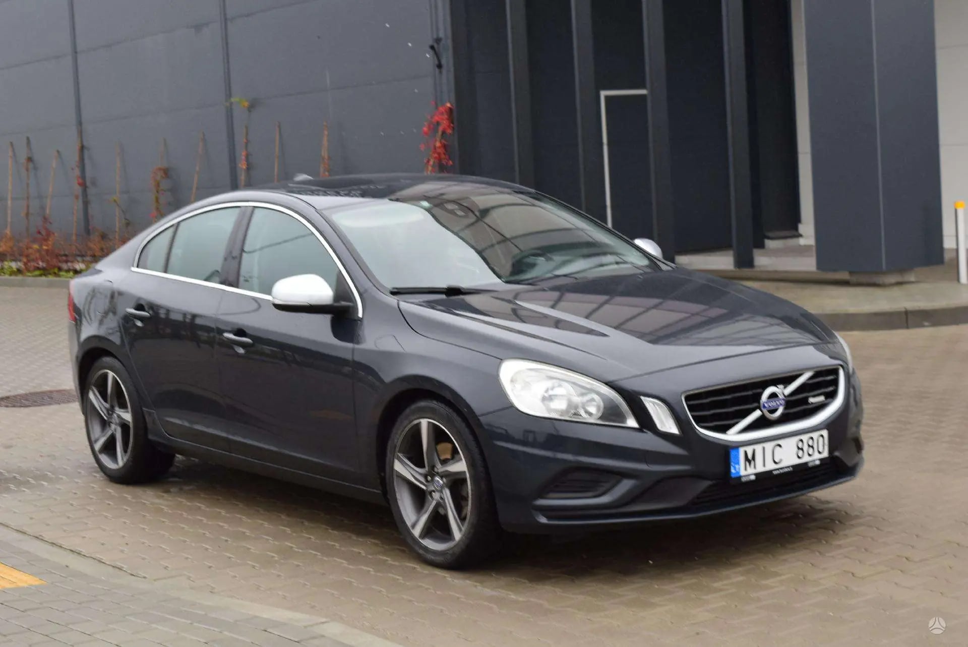 Volvo S60