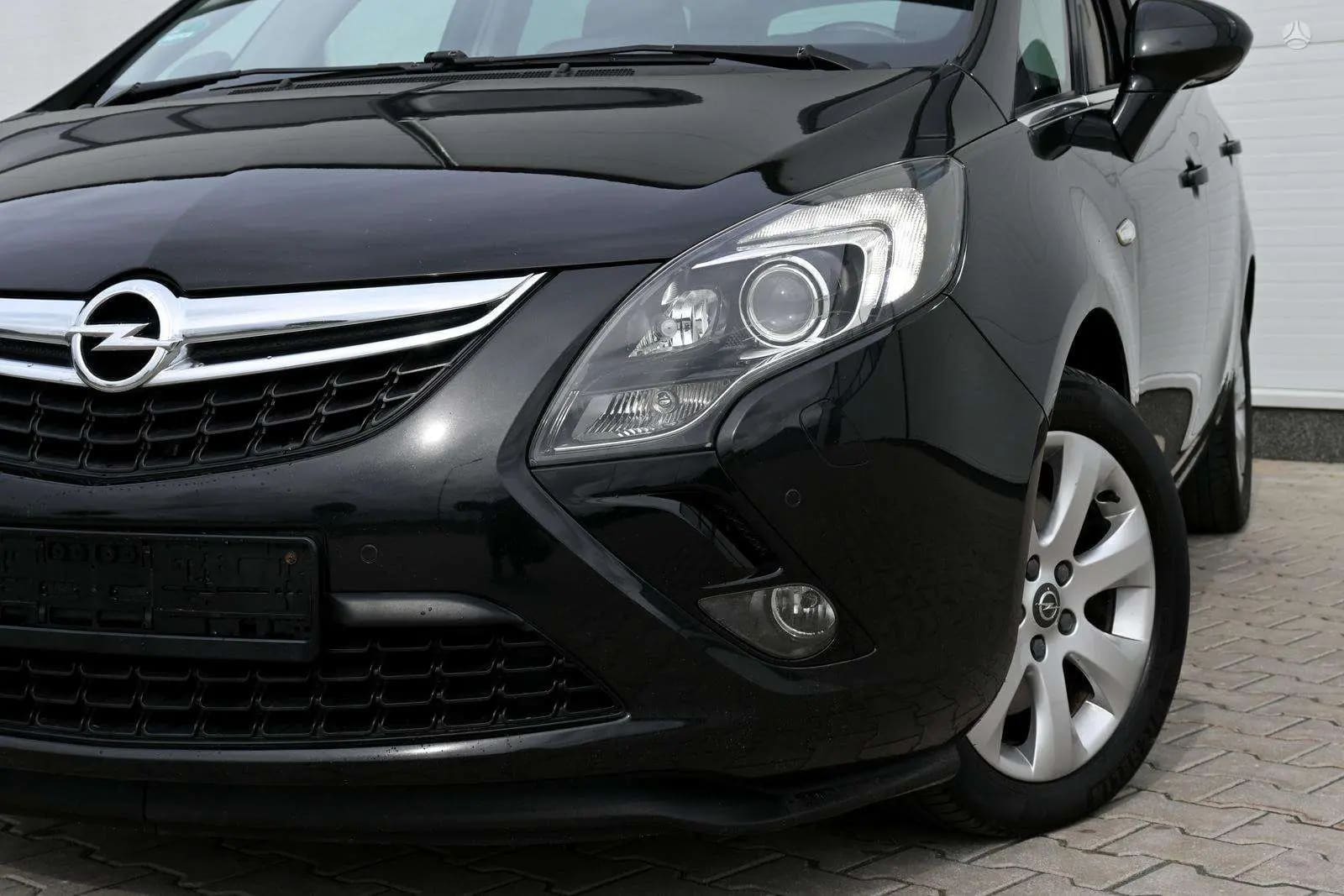 Opel Zafira Tourer