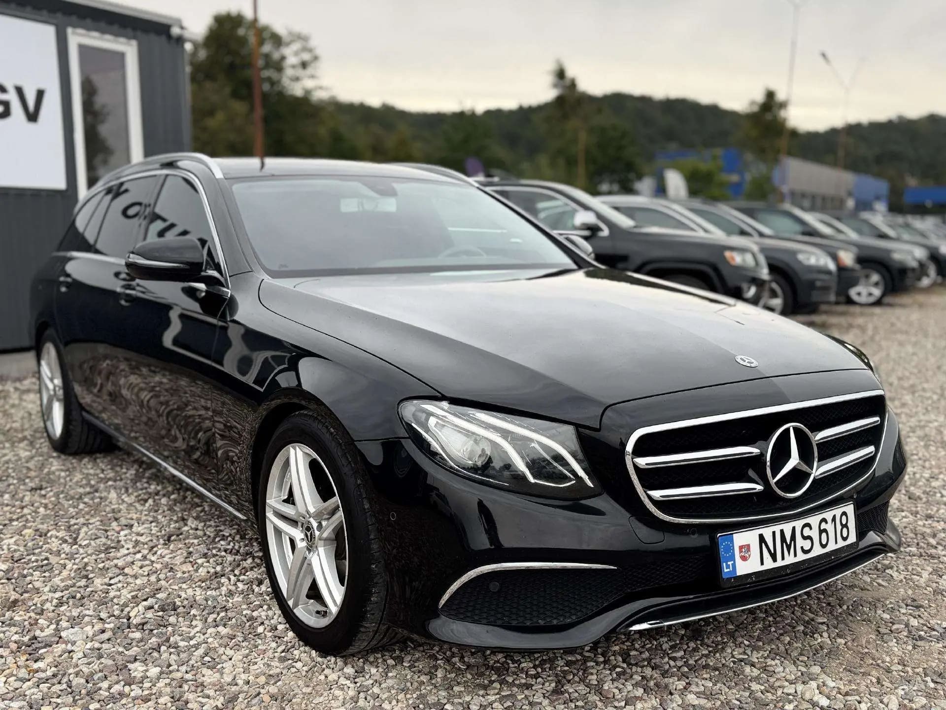 Mercedes-Benz E 200