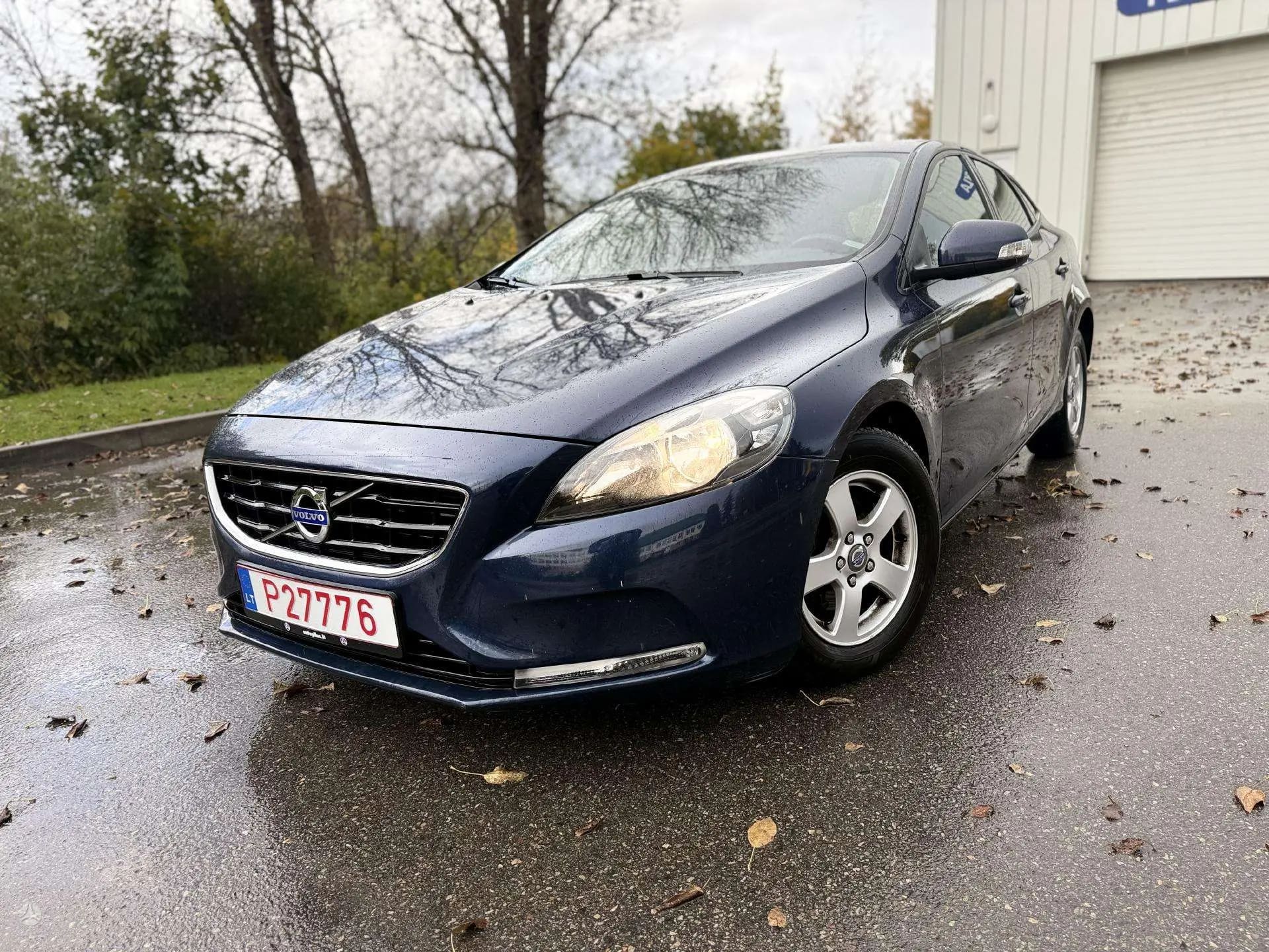 Volvo V40