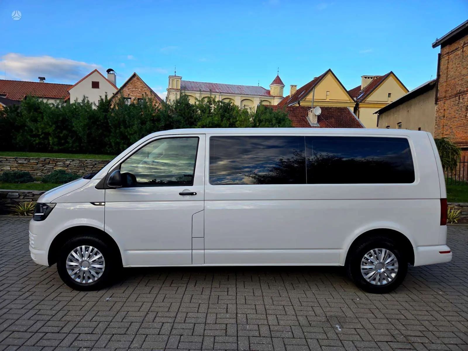Volkswagen Shuttle