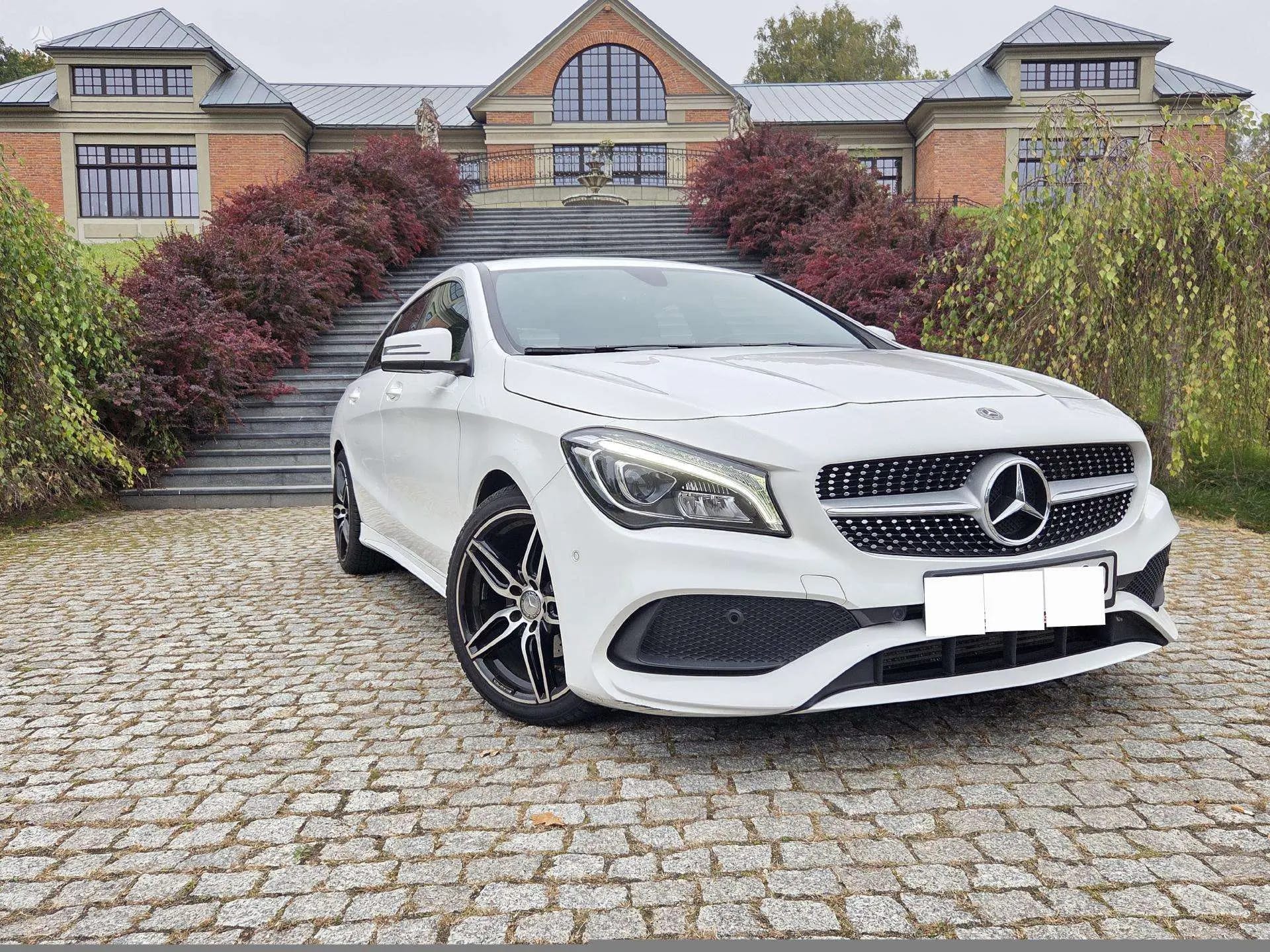 Mercedes-Benz CLA 200