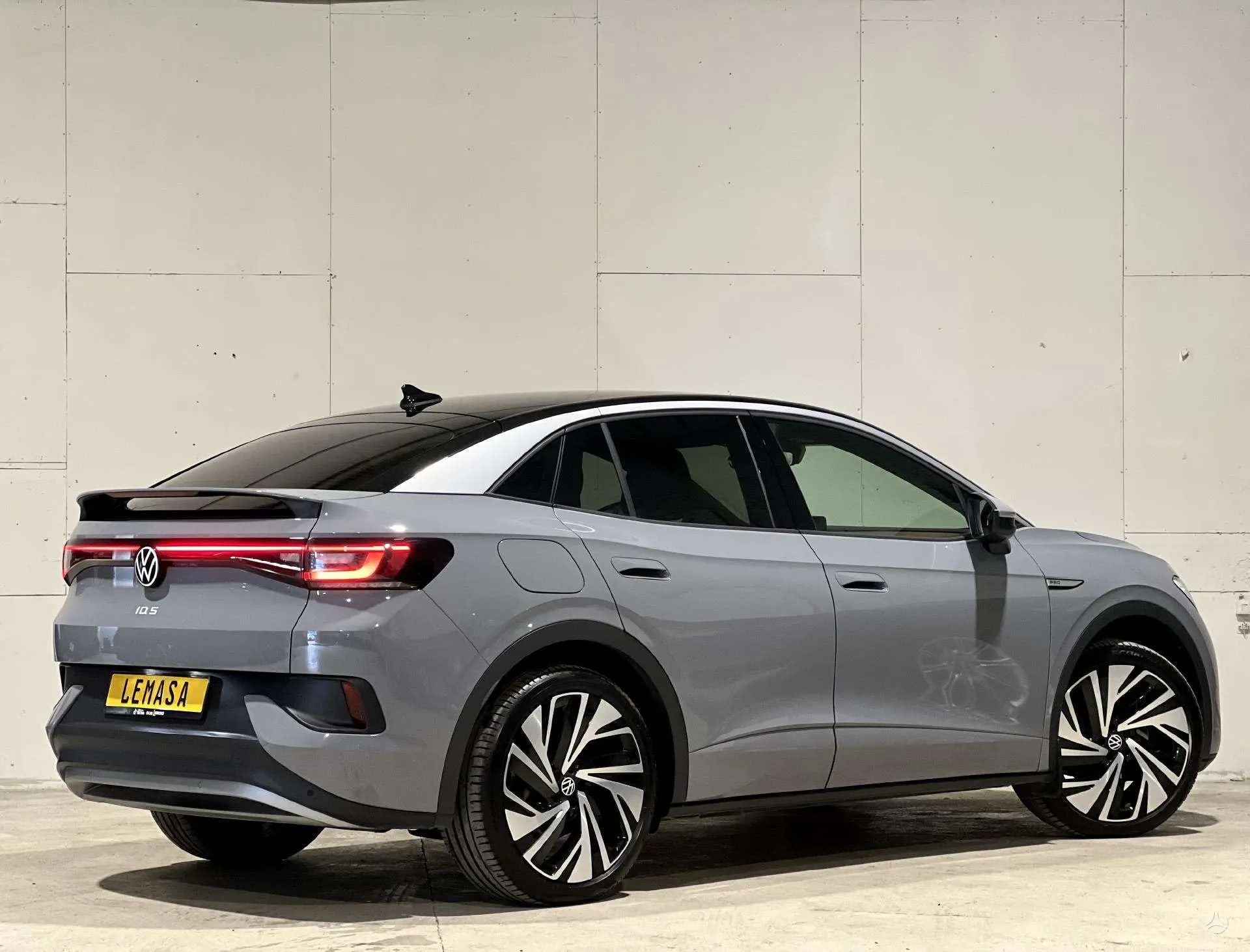 Volkswagen ID.5