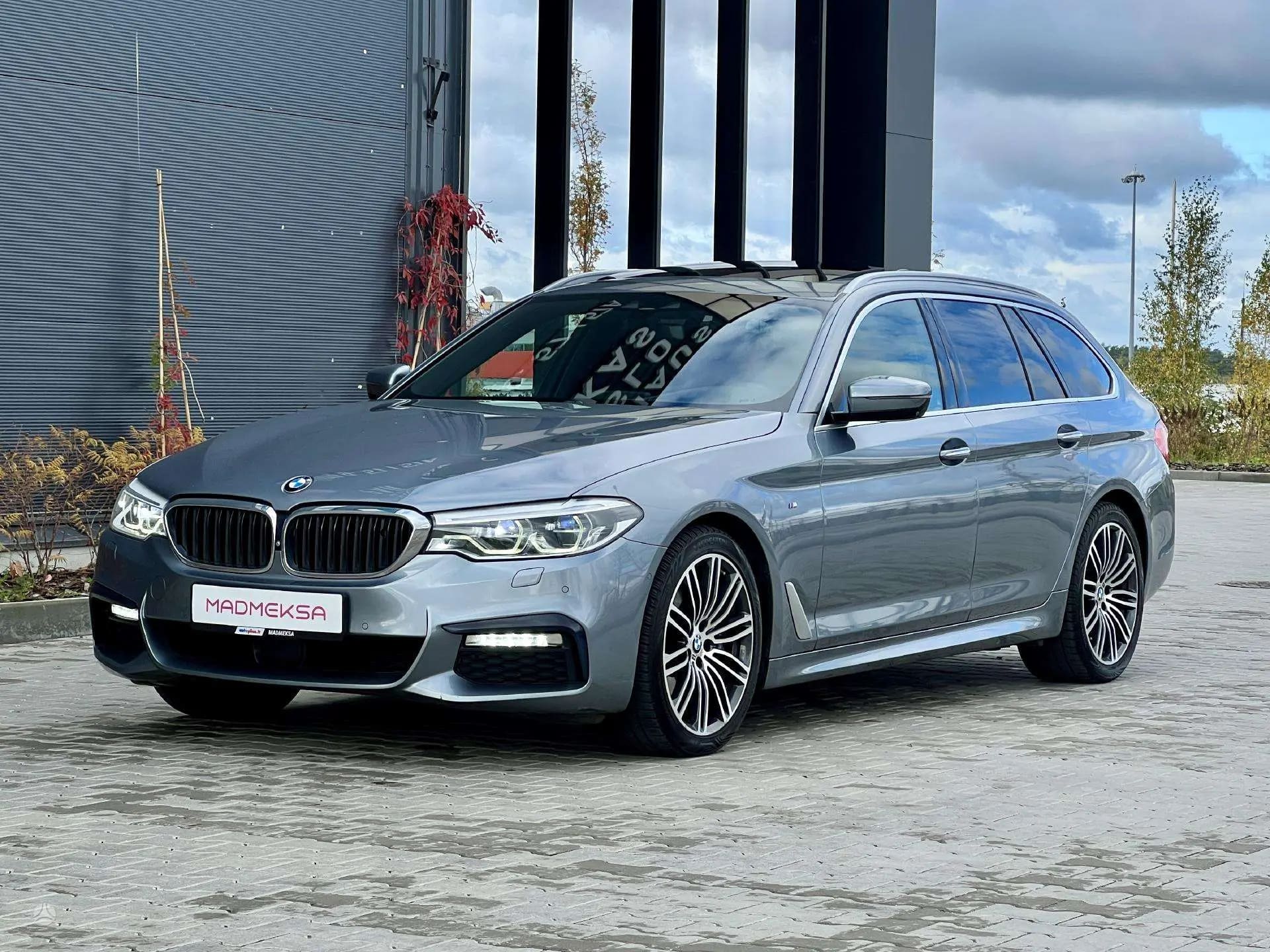 BMW 530
